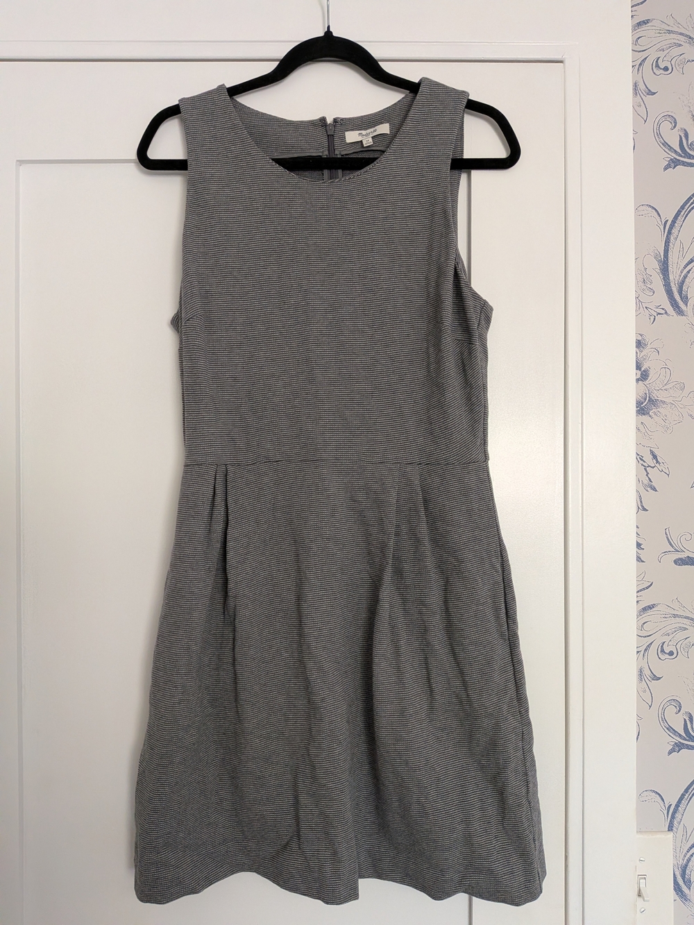 Madewell Gray Sleeveless Fit-and-Flare Cotton Dress Medium